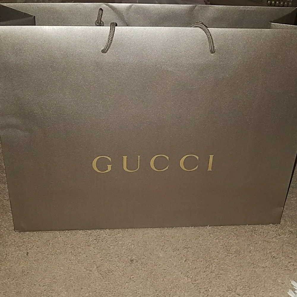 Authentic Gucci shopping bag